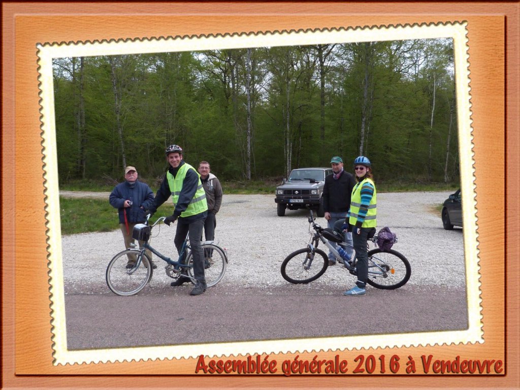 Assemblée générale 2016 à Vendeuvre sur Barse.
Le courageux en vélos.