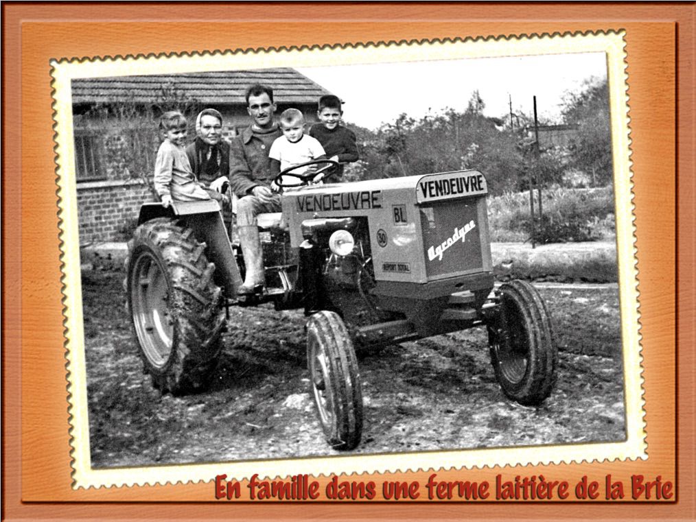 Un BL30 en famille dans une ferme polyculture élevage à l'Est de la Brie en 1961.
