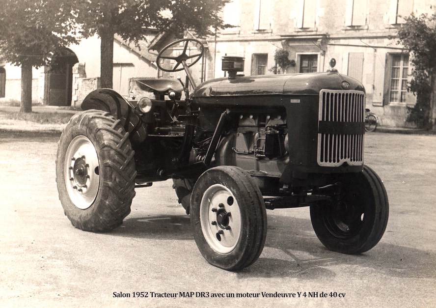 Adaptation d'un moteur Vendeuvre type Y 4 NH par les Ets Joubert pour un tracteur MAP DR3 à la demande de Vendeuvre pour le salon de 1952.