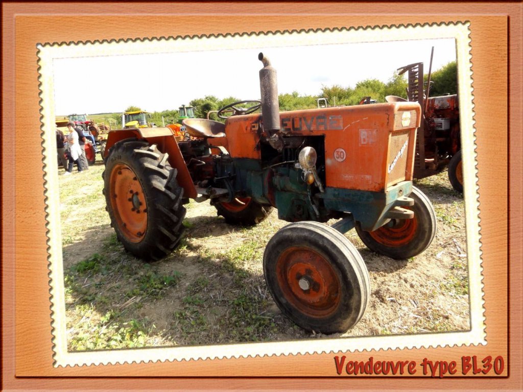 Tracteur Vendeuvre type BL30.
