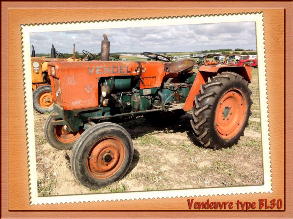 Tracteur Vendeuvre type BL30.